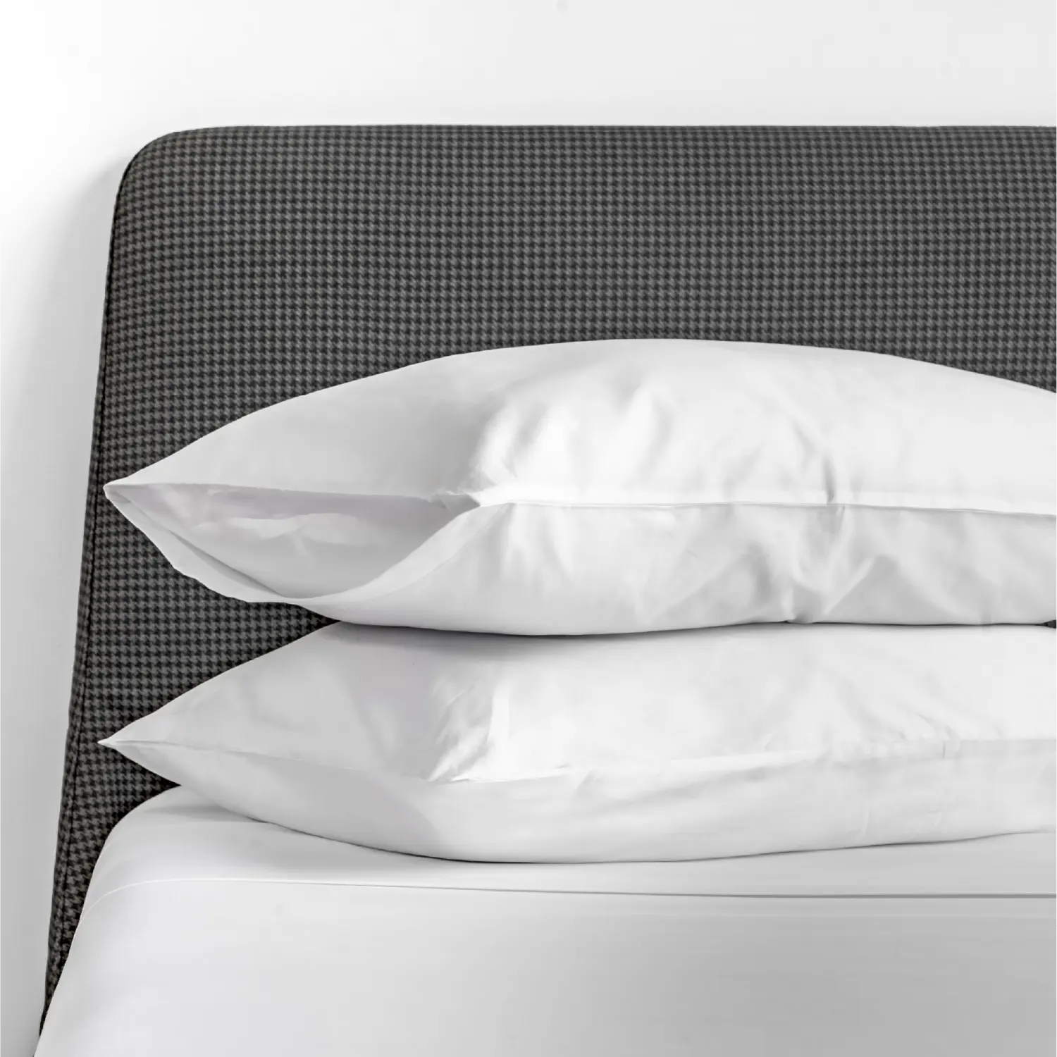 white cozy pillowcase made with 100% organic cotton - Ulinen.com