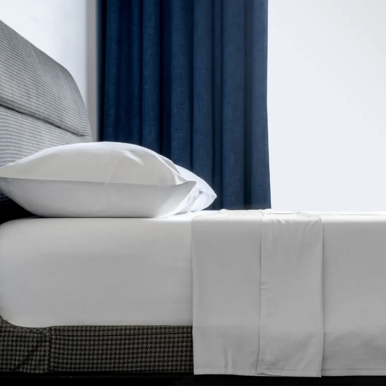 ulinen-flat-sheet-white.webp